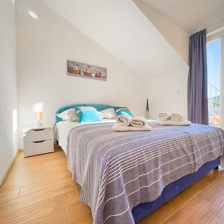 Appartement Regina Del Mare à Slatine Extérieur photo