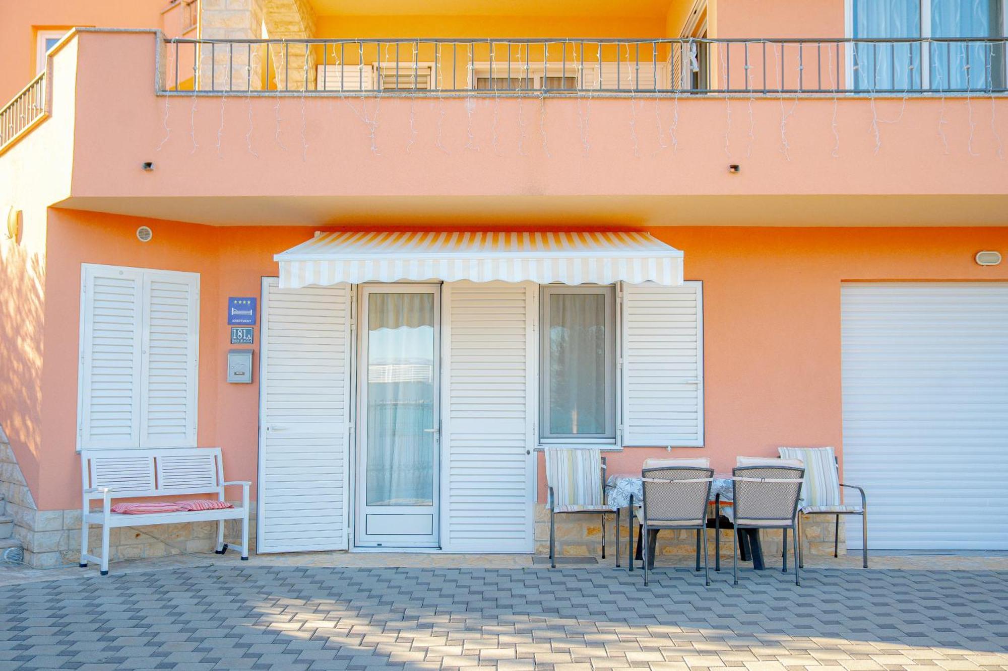 Appartement Regina Del Mare à Slatine Extérieur photo