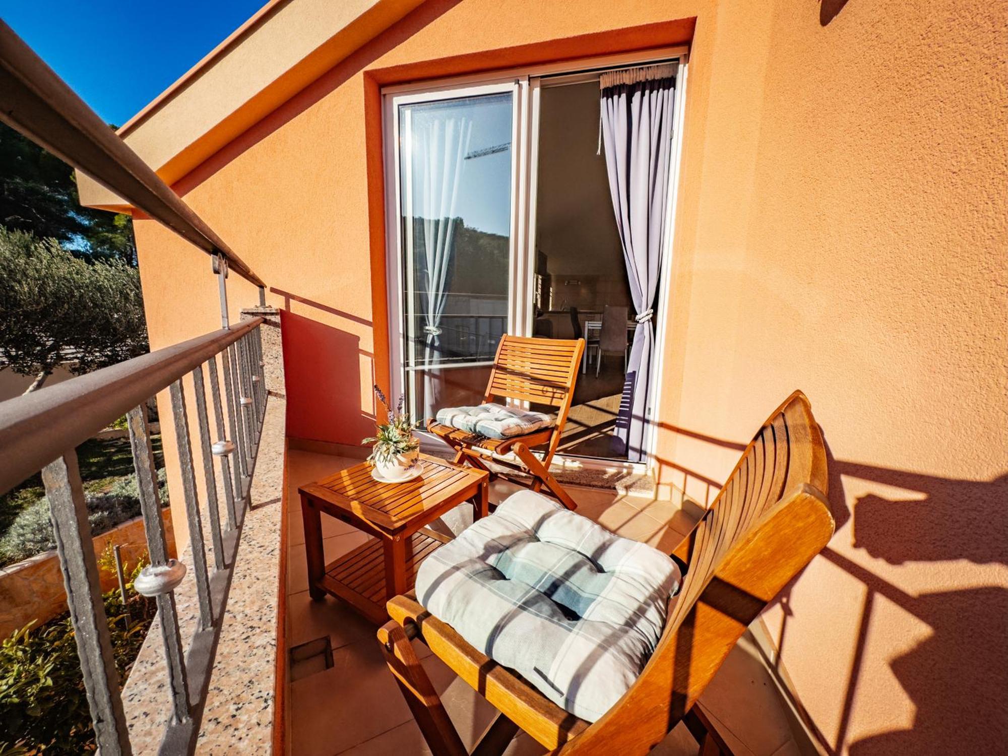 Appartement Regina Del Mare à Slatine Extérieur photo