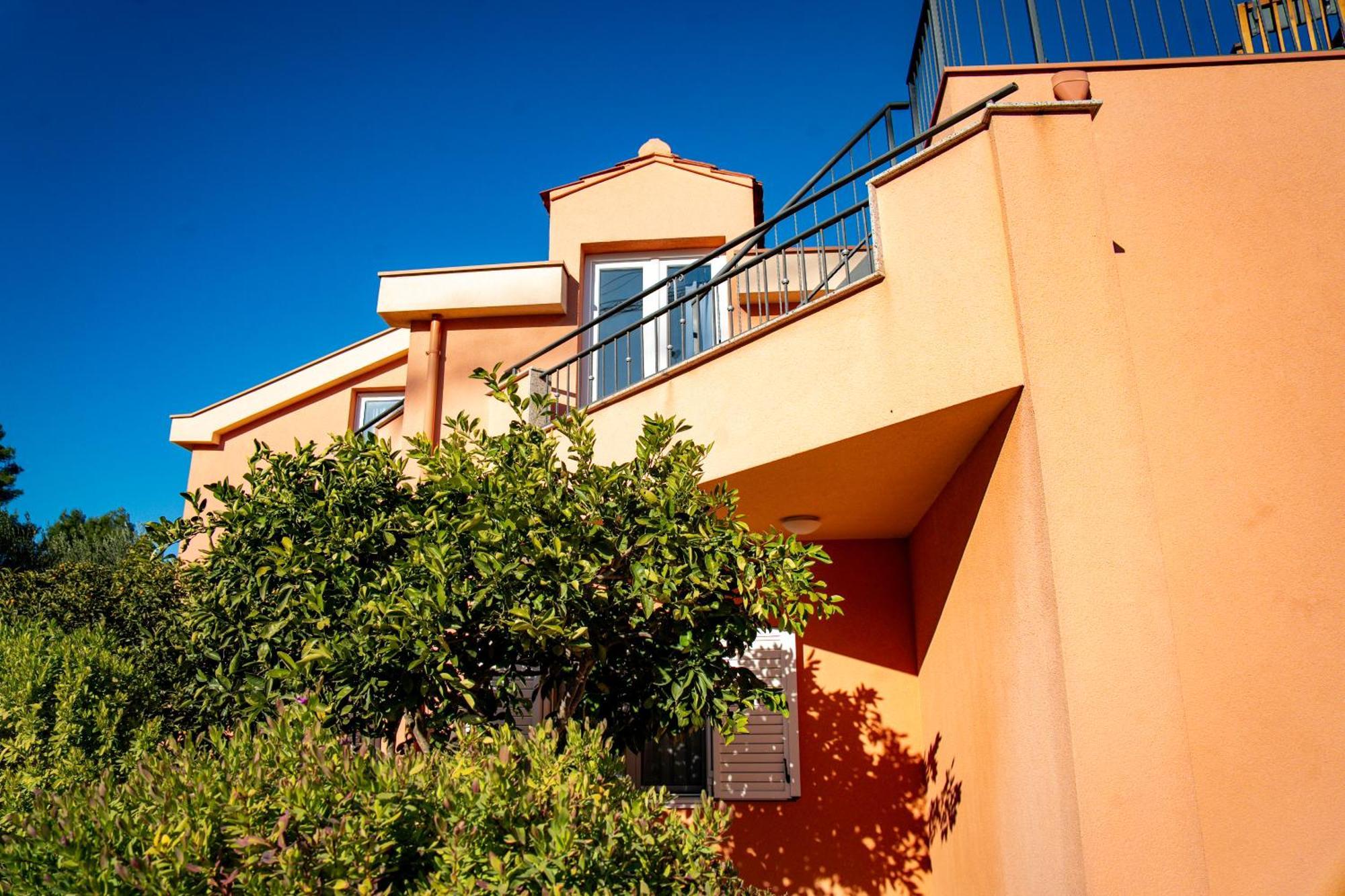 Appartement Regina Del Mare à Slatine Extérieur photo